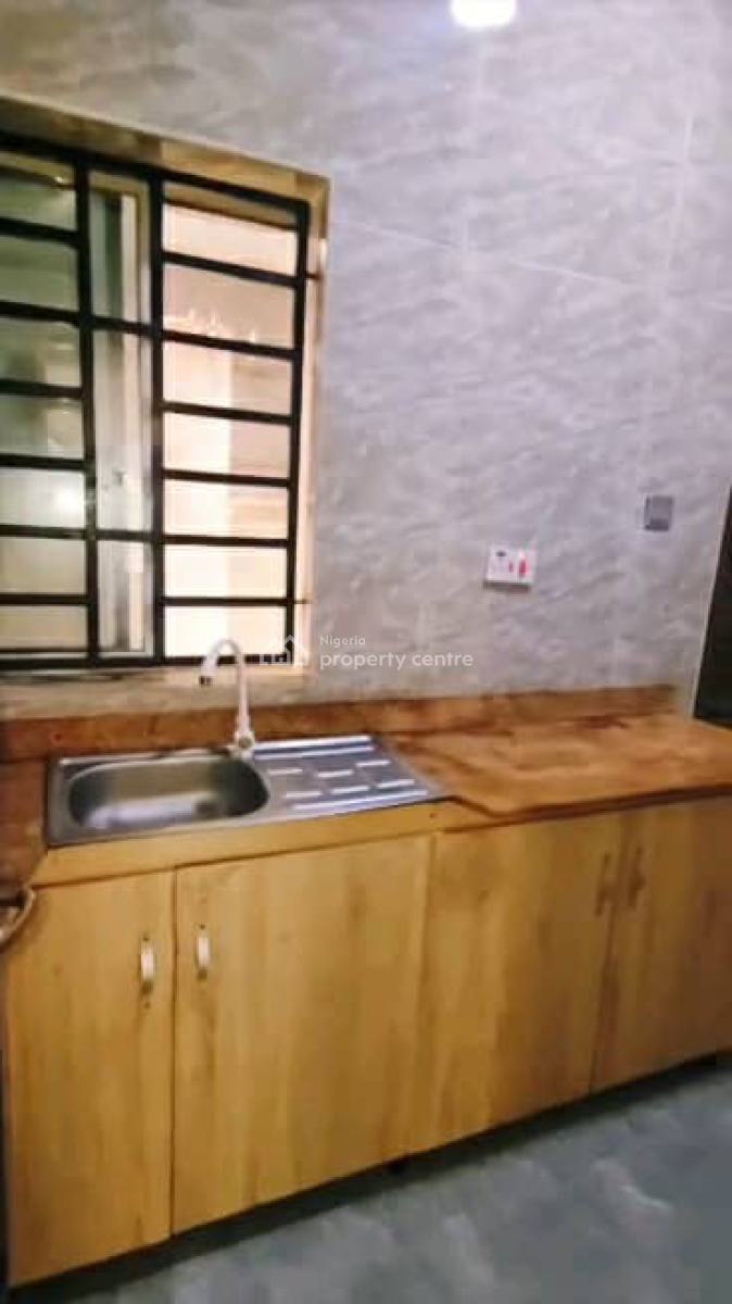 Mini Flat, Surulere, Lagos, Mini Flat (room and Parlour) for Rent