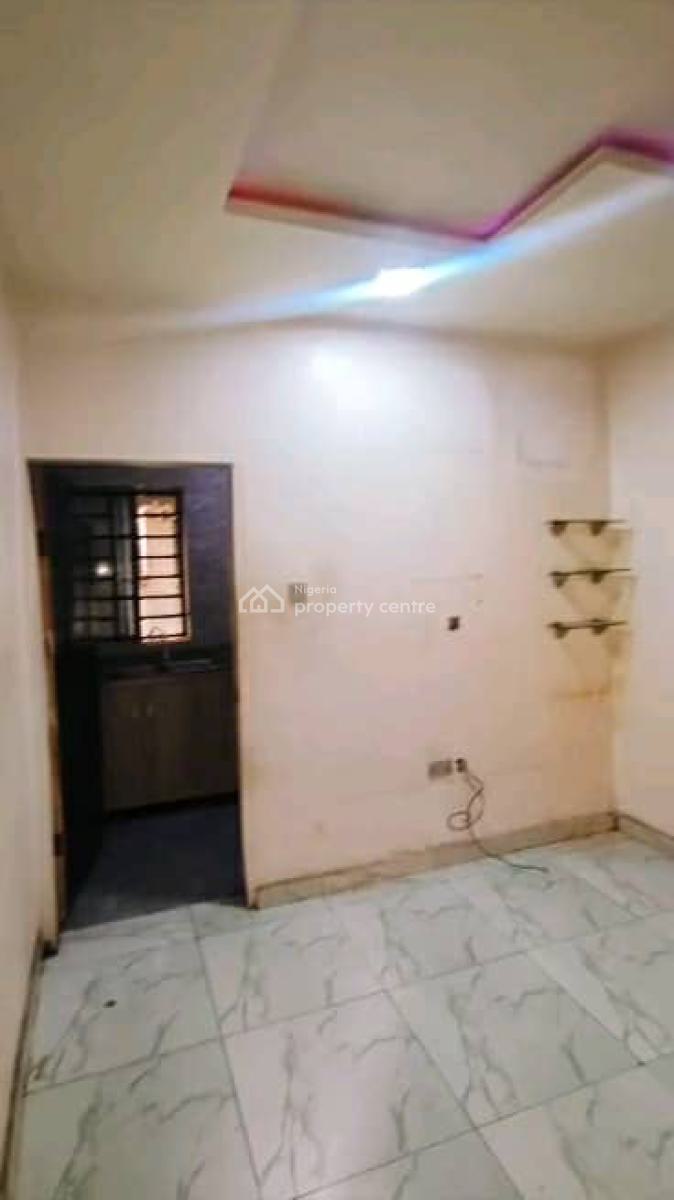 Mini Flat, Surulere, Lagos, Mini Flat (room and Parlour) for Rent