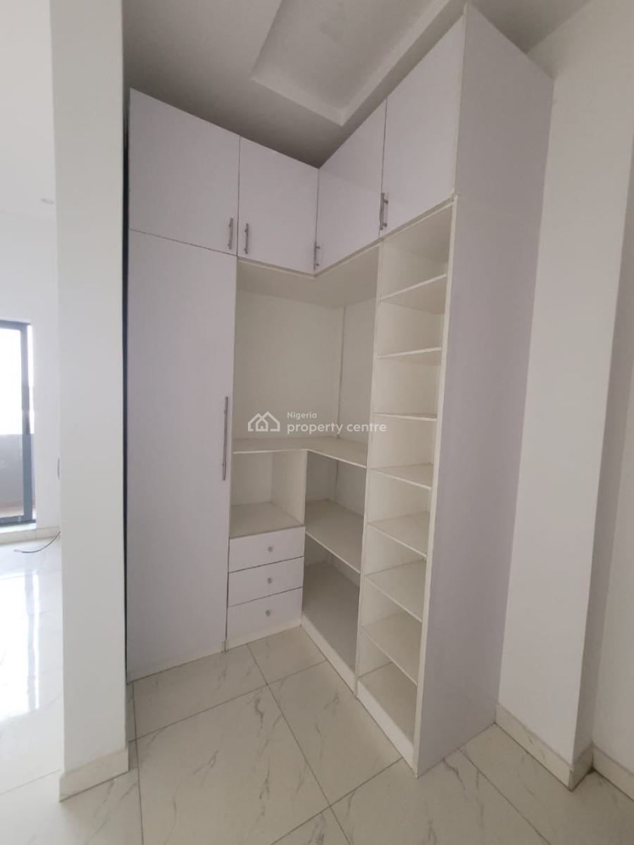Luxury 3 Bedroom Penthouse with Pool & Gym, Lekki Phase 1, Lekki, Lagos, Flat / Apartment for Rent
