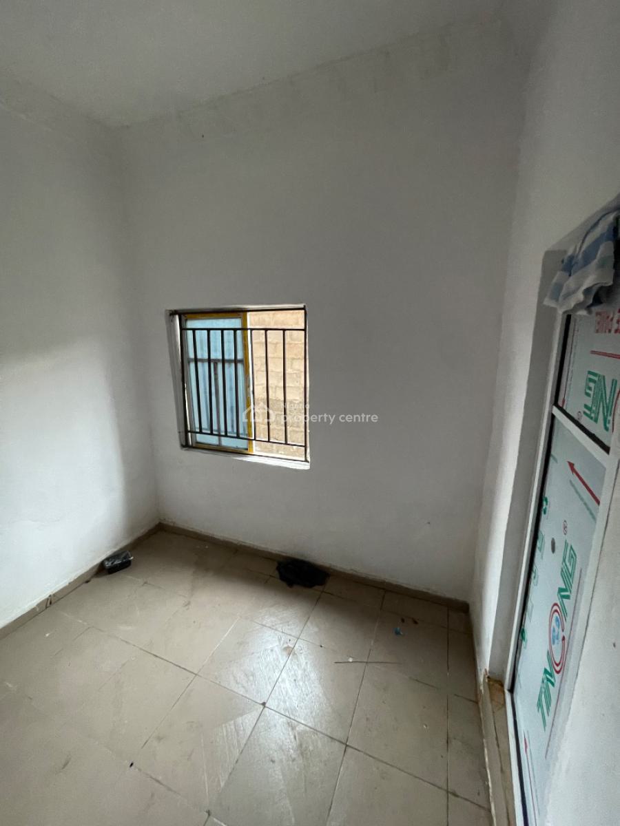 Decent One Room Selfcontain, Jacob Street Iyana Oworo, Gbagada, Lagos, Self Contain (single Rooms) for Rent