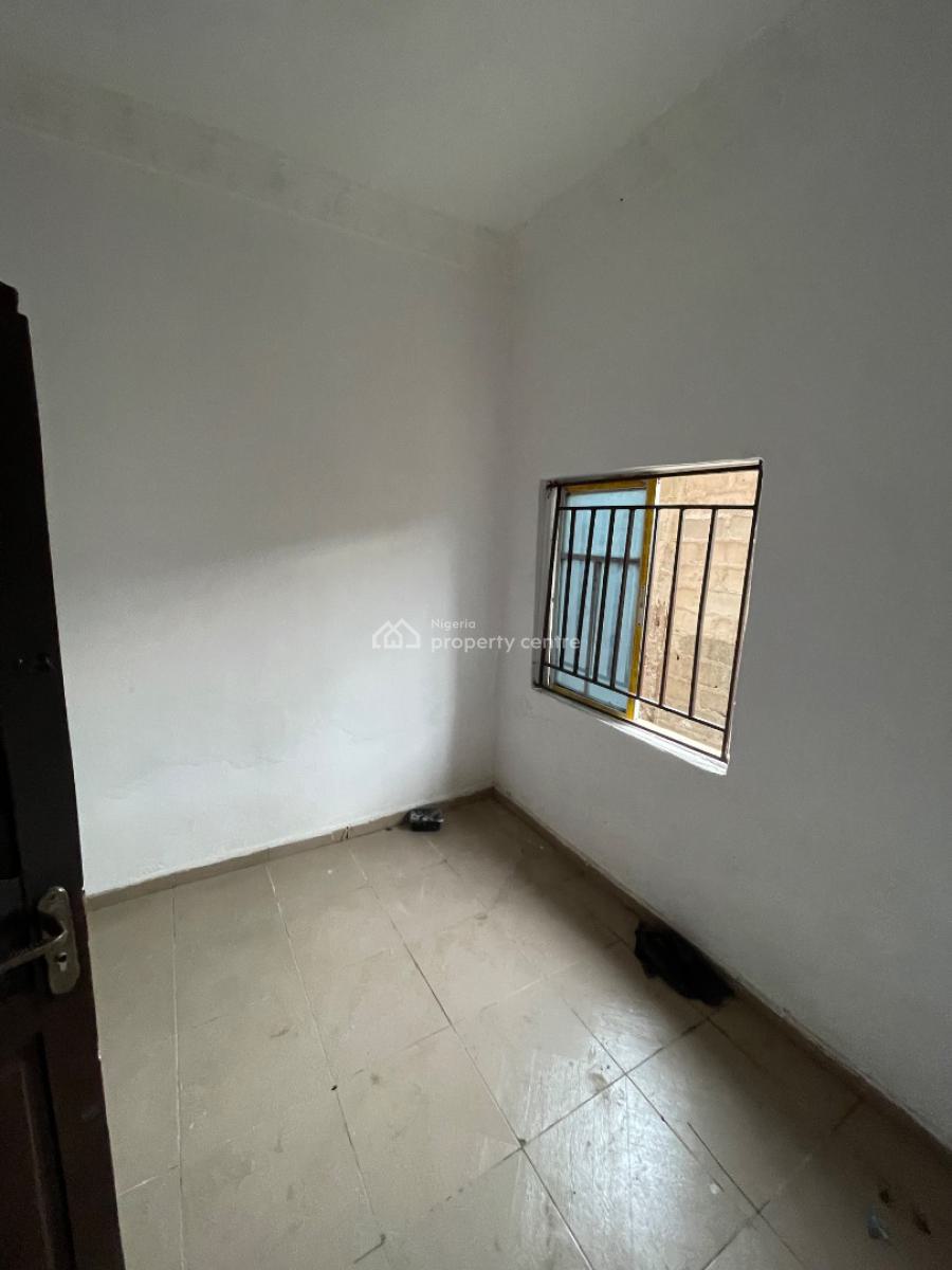 Decent One Room Selfcontain, Jacob Street Iyana Oworo, Gbagada, Lagos, Self Contain (single Rooms) for Rent