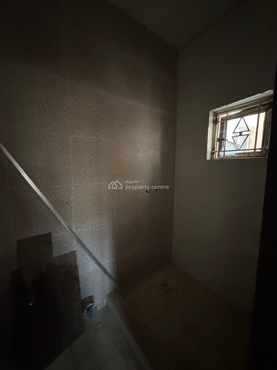 Elegant 4 Bedroom Semidetached Duplex with 1 Bedroom Bq, Apo, Abuja, Semi-detached Duplex for Sale