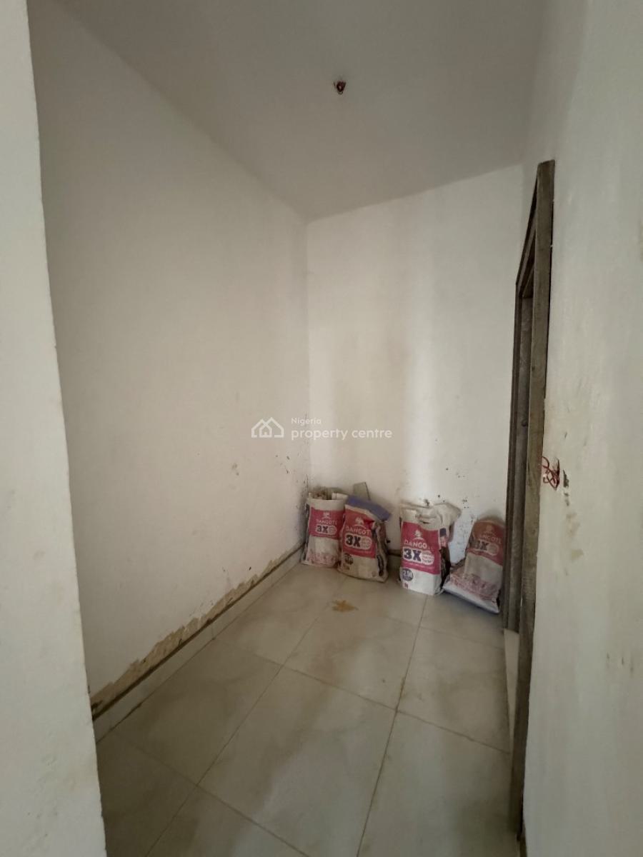 Elegant 4 Bedroom Semidetached Duplex with 1 Bedroom Bq, Apo, Abuja, Semi-detached Duplex for Sale