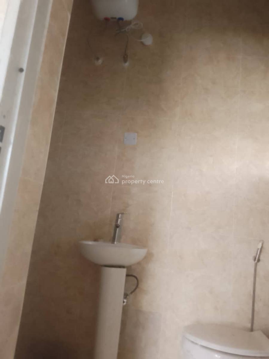 Brand New 3 Bedrooms Flat Standard, Area 1, Garki, Abuja, Flat / Apartment for Rent