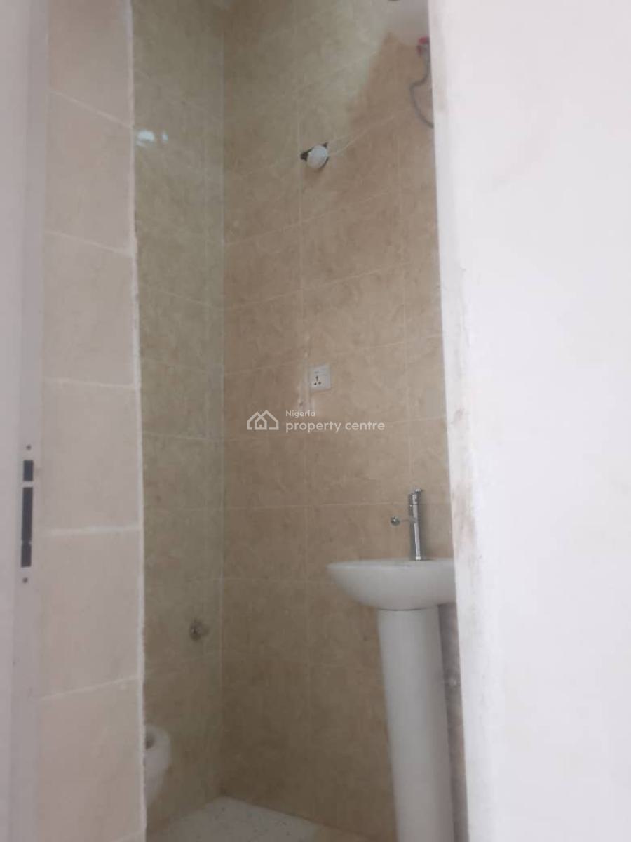 Brand New 3 Bedrooms Flat Standard, Area 1, Garki, Abuja, Flat / Apartment for Rent