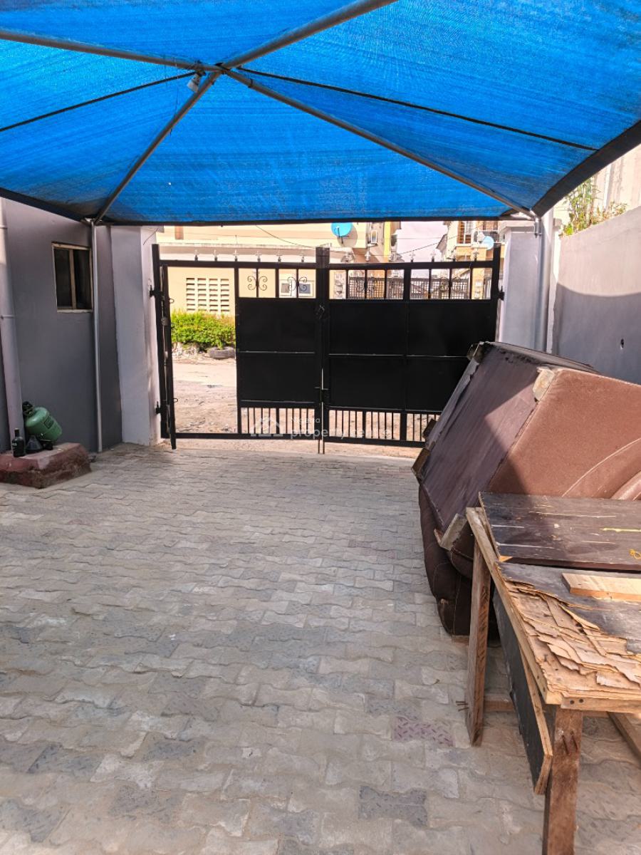 Letting!!!  Mini Flat  in a Call to Access Estate, Osapa, Lekki, Lagos, Mini Flat (room and Parlour) for Rent