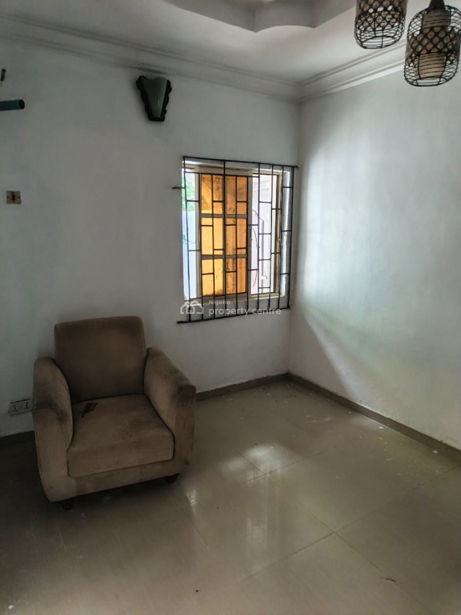 Letting!!!  Mini Flat  in a Call to Access Estate, Osapa, Lekki, Lagos, Mini Flat (room and Parlour) for Rent