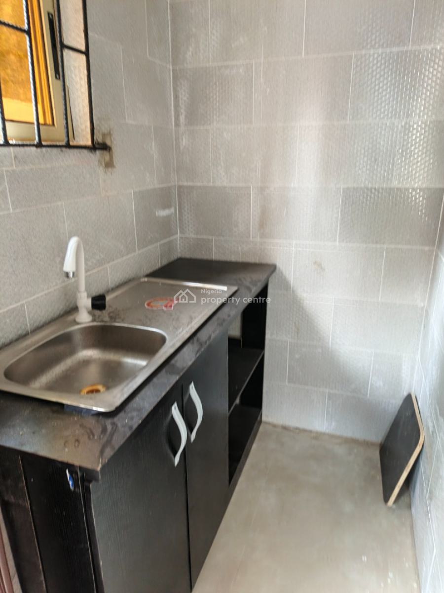 Letting!!!  Mini Flat  in a Call to Access Estate, Osapa, Lekki, Lagos, Mini Flat (room and Parlour) for Rent