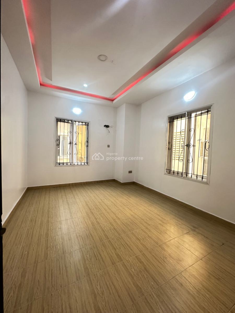 Standard & Spacious 3 Bedroom Flat, Ilasan, Lekki, Lagos, Flat / Apartment for Rent