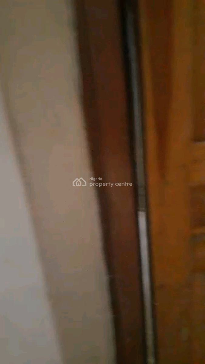 Available Standard Miniflat, Obanikoro Estate, Obanikoro, Shomolu, Lagos, Mini Flat (room and Parlour) for Rent