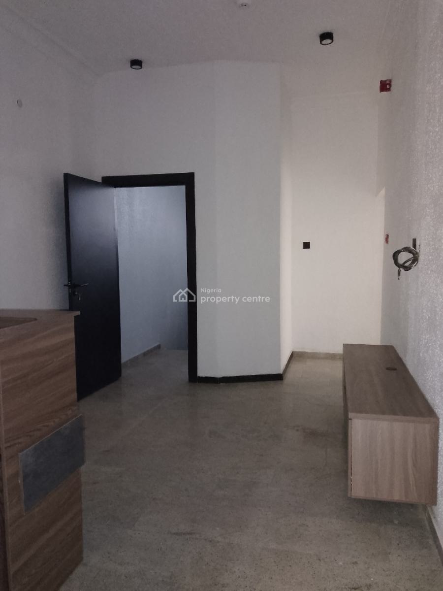 5 Bedroom Terrace Duplex with 3 Reception Areas & a Room Bq for Office, Oduduwa Crescent, Ikeja Gra, Ikeja, Lagos, Terraced Duplex for Rent