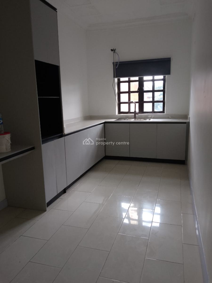 5 Bedroom Terrace Duplex with 3 Reception Areas & a Room Bq for Office, Oduduwa Crescent, Ikeja Gra, Ikeja, Lagos, Terraced Duplex for Rent