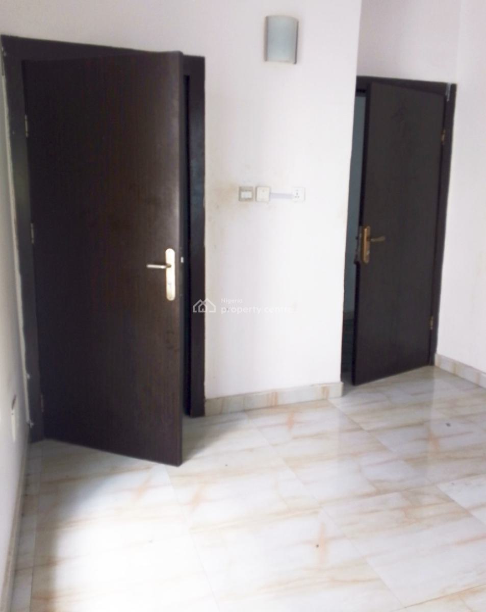 Nice and Standard Self Contain with Kitchen, Chevy View Estate, Lekki Expressway, Lekki, Lagos, Self Contain (single Rooms) for Rent