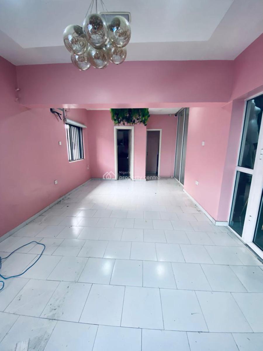 27sqms of Shop/office Space in a Mall, Lekki Phase 1, Lekki, Lagos, Commercial Property for Rent