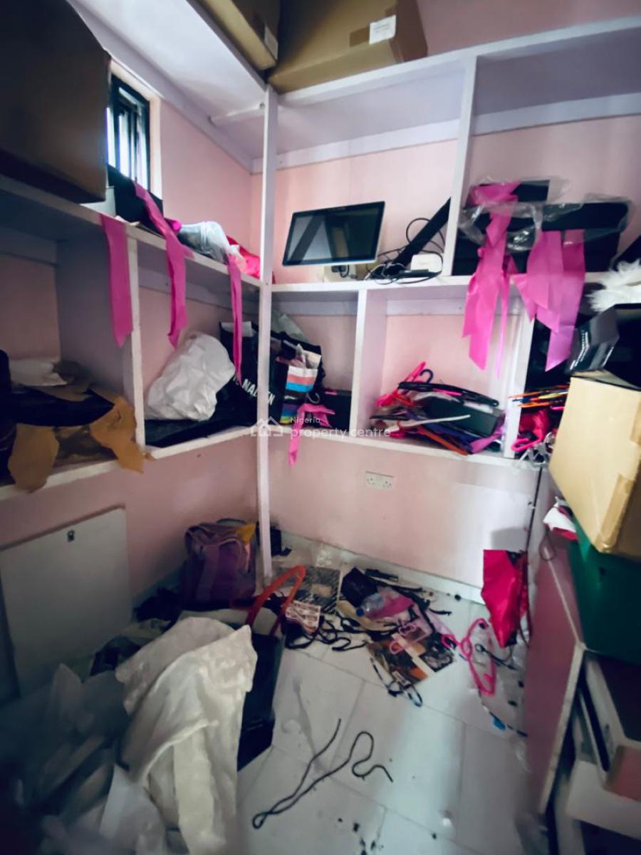 27sqms of Shop/office Space in a Mall, Lekki Phase 1, Lekki, Lagos, Commercial Property for Rent