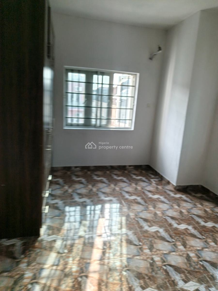 Luxury 3 Bedroom Apartment in a Call to Access Estate, Osapa, Lekki, Lagos, Flat / Apartment for Rent