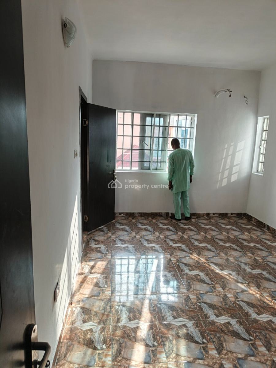 Luxury 3 Bedroom Apartment in a Call to Access Estate, Osapa, Lekki, Lagos, Flat / Apartment for Rent