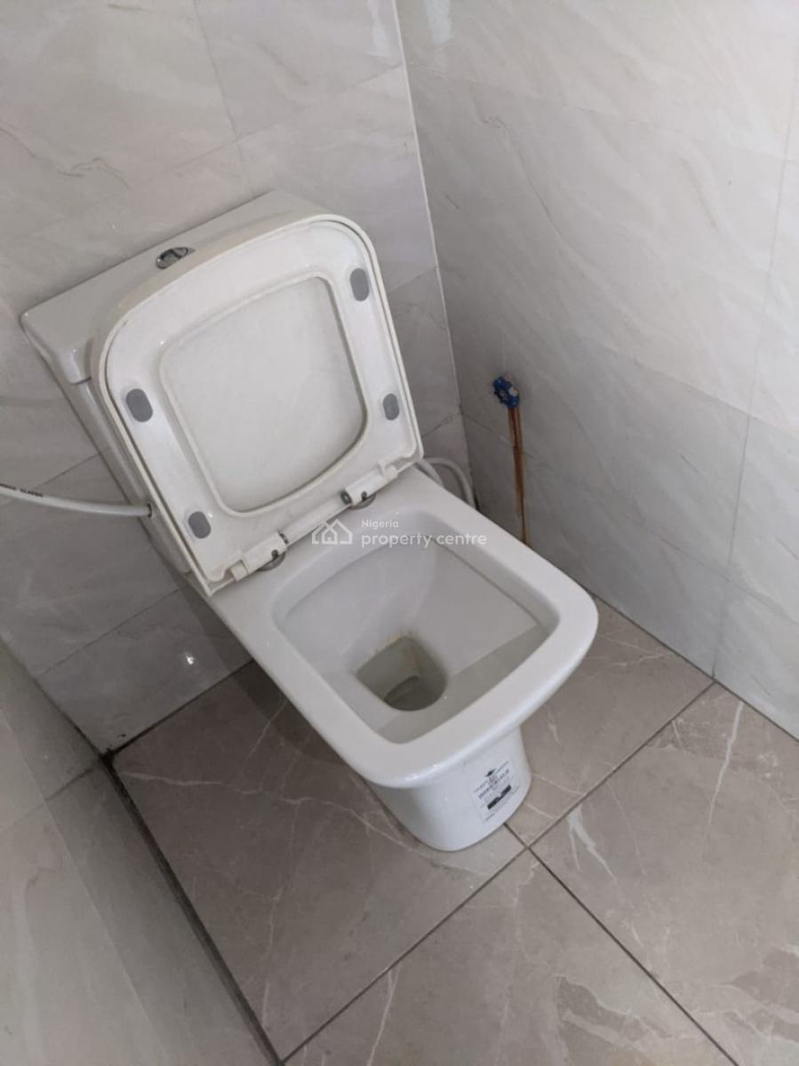 Luxury Spacious 1 Bedroom Mini Flat with Swimming Pool, Thomas Estate, Ajah, Lagos, Mini Flat (room and Parlour) for Rent