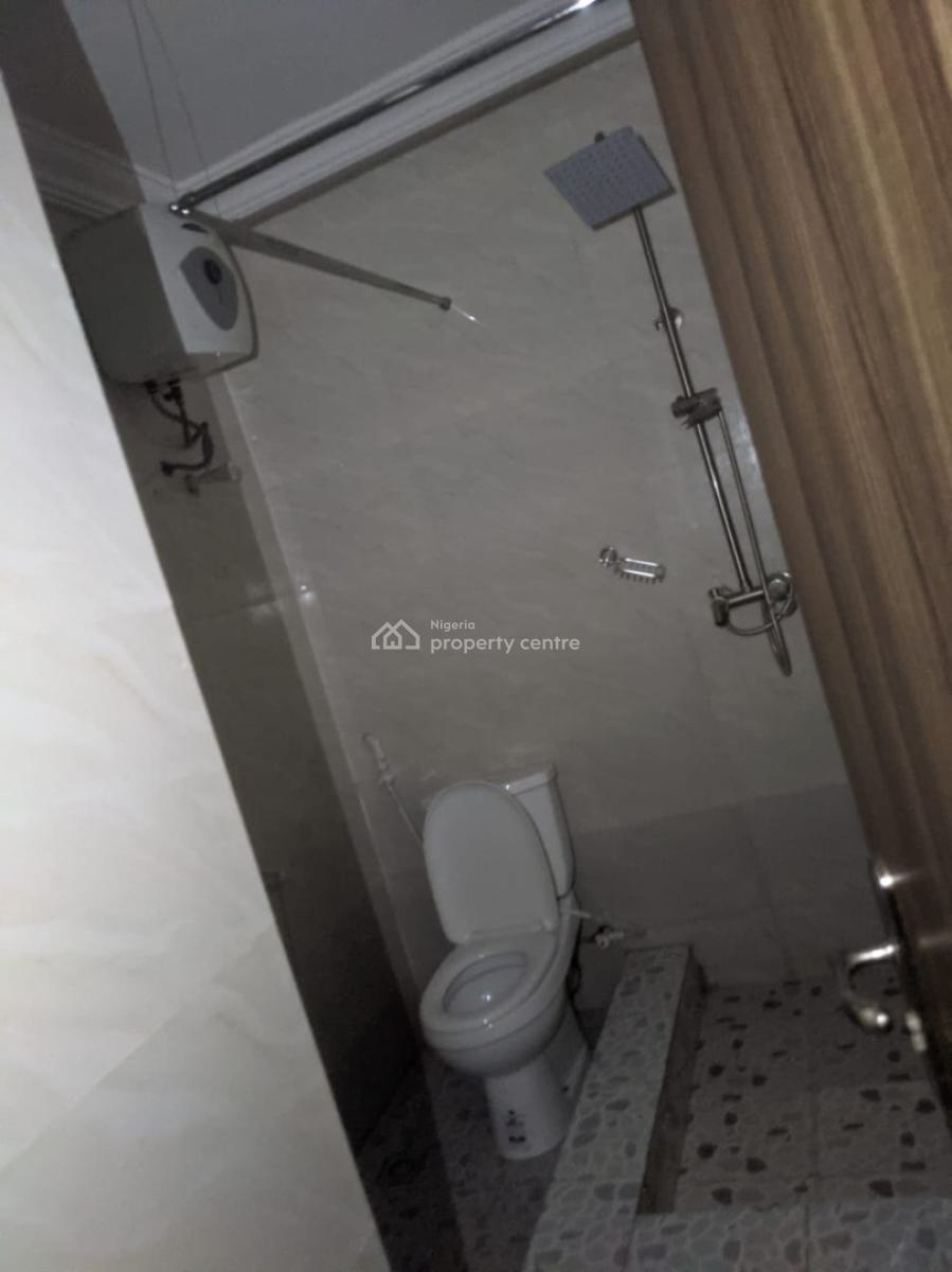 Luxury Spacious 1 Bedroom Mini Flat with Swimming Pool, Thomas Estate, Ajah, Lagos, Mini Flat (room and Parlour) for Rent