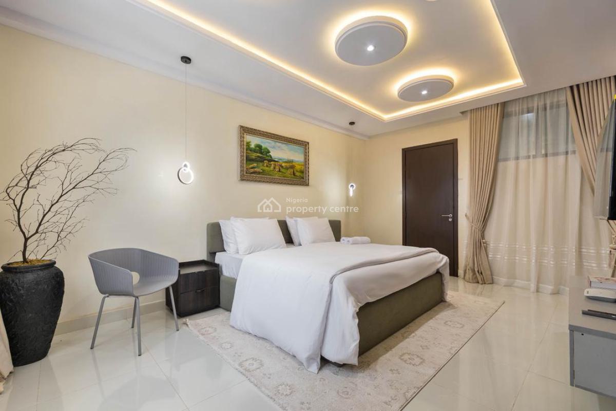 Beautiful 2 Bedroom Maisonette with Ps5, Off Admiralty Way, Lekki Phase 1, Lekki, Lagos, Flat / Apartment Short Let