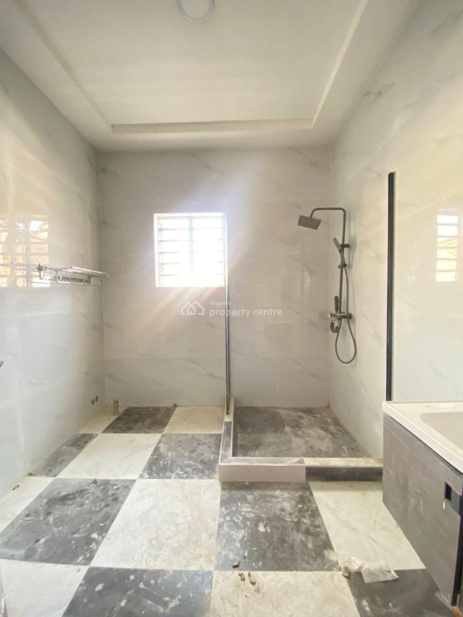 Newly Built 4 Bedroom Terrace Plus a Bq on 2 Floors, Lekki Phase 1, Lekki, Lagos, Terraced Duplex for Rent