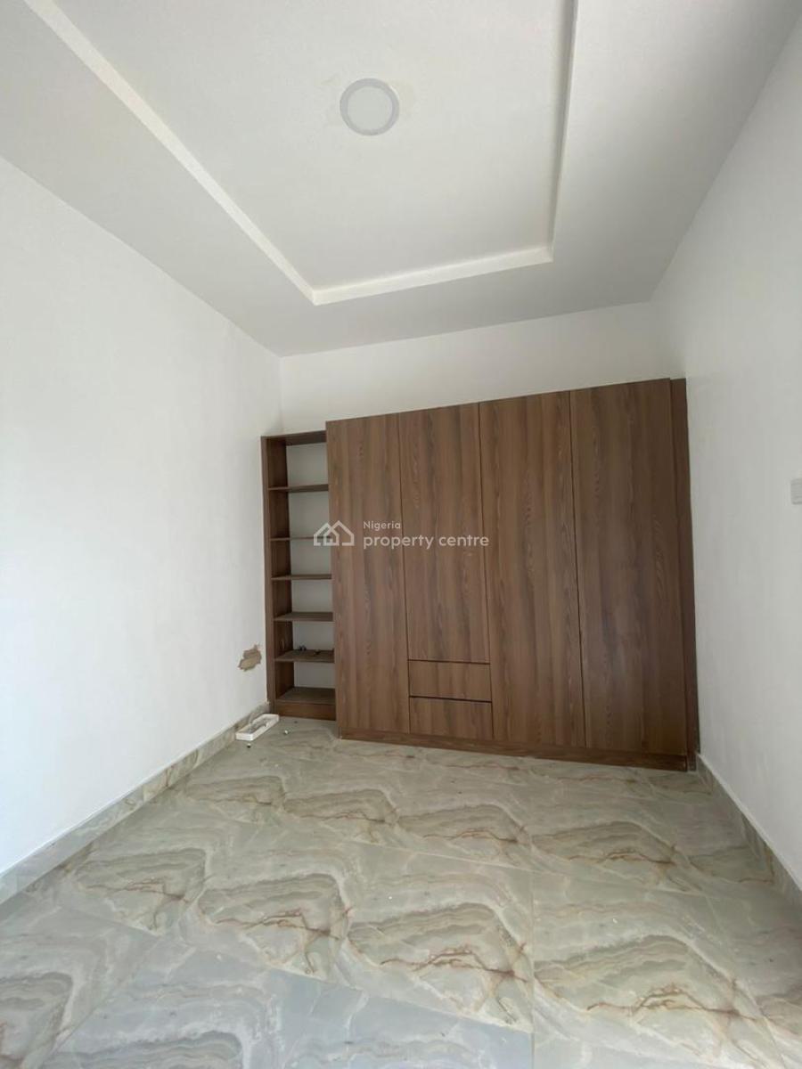 Newly Built 4 Bedroom Terrace Plus a Bq on 2 Floors, Lekki Phase 1, Lekki, Lagos, Terraced Duplex for Rent