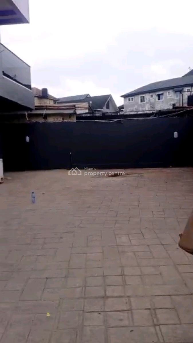 Decent & Standard  Mini Flat, Off Ajayi Street, Onike, Yaba, Lagos, Mini Flat (room and Parlour) for Rent