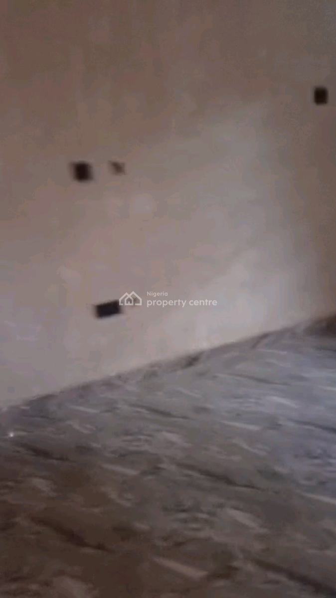 Decent & Standard  Mini Flat, Off Ajayi Street, Onike, Yaba, Lagos, Mini Flat (room and Parlour) for Rent