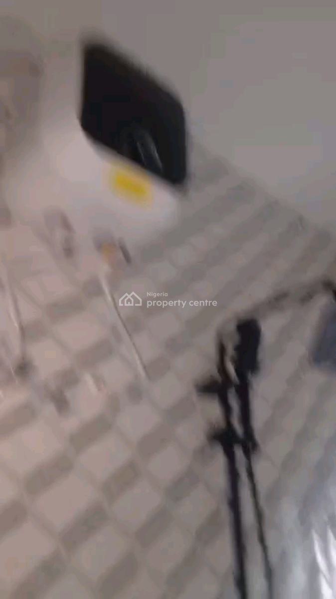 Decent & Standard  Mini Flat, Off Ajayi Street, Onike, Yaba, Lagos, Mini Flat (room and Parlour) for Rent