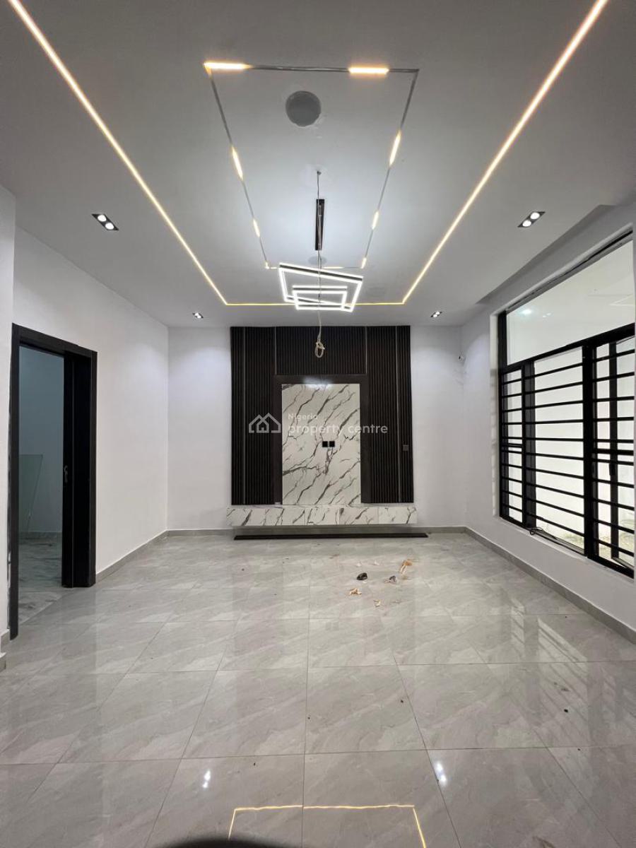 4 Bedrooms Terrace Duplex, Ikota, Lekki, Lagos, Terraced Duplex for Sale