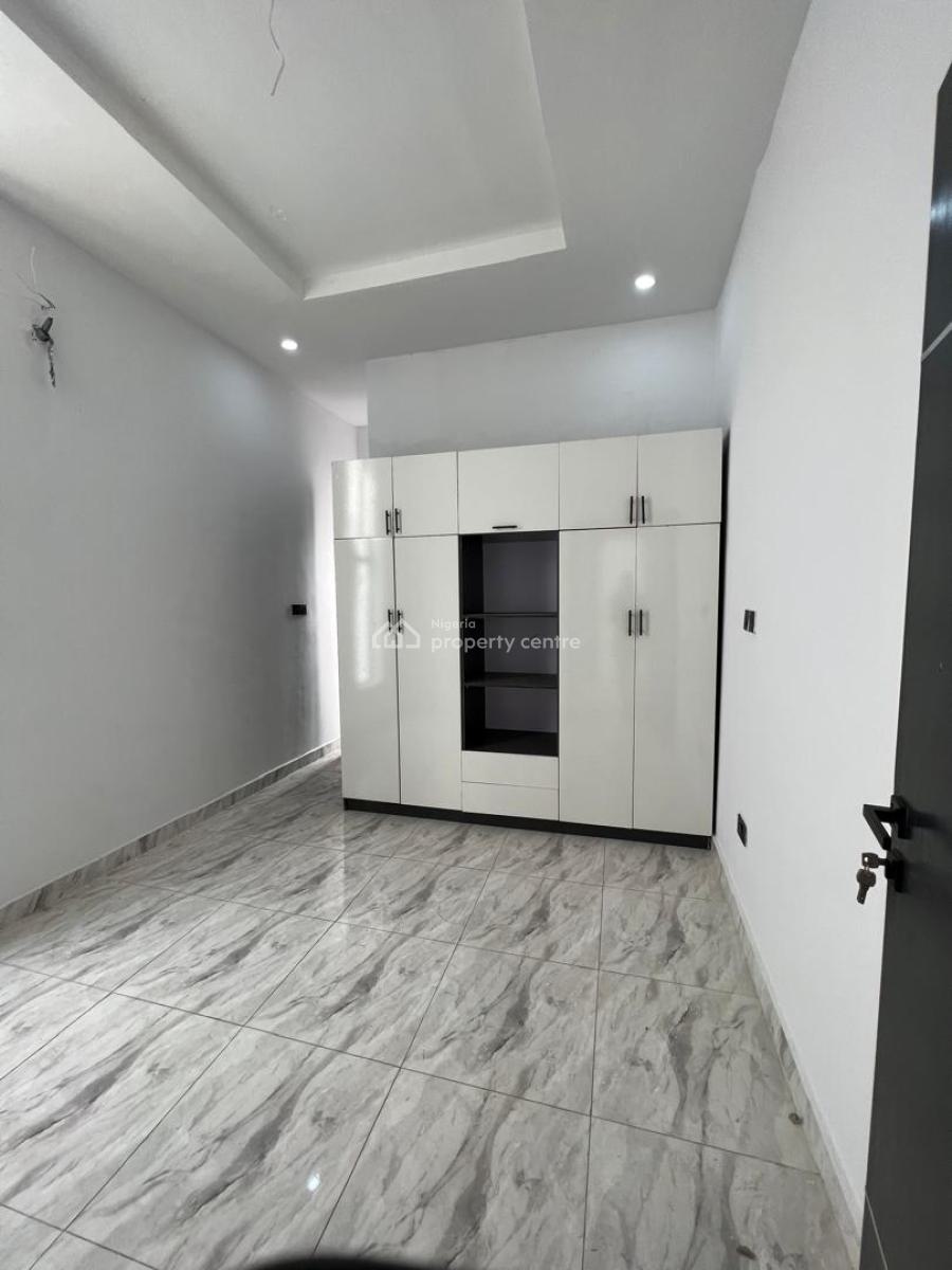 4 Bedrooms Terrace Duplex, Ikota, Lekki, Lagos, Terraced Duplex for Sale
