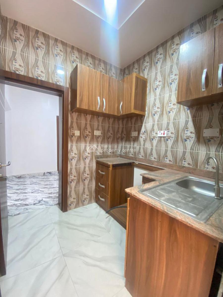 3 Bedroom Apartment, Lekki Phase 1, Lekki, Lagos, Flat / Apartment for Rent