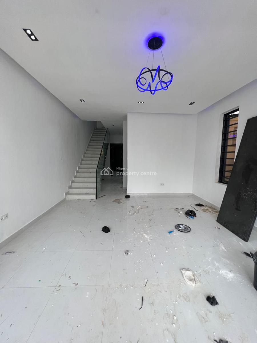 4 Bedrooms Semi Detached Duplex, Ikota, Lekki, Lagos, Semi-detached Duplex for Sale
