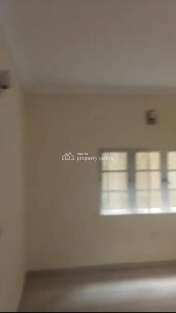 Lovely 2 Bedroom Flat, Anthony, Maryland, Lagos, Flat / Apartment for Rent