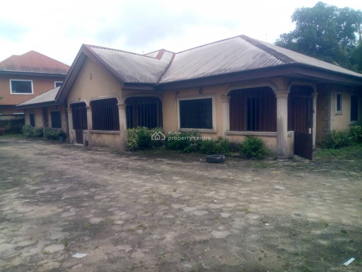 a 4 Bedroom Bungalow with an Inbuilt 1 Bedroom Flat Attached, Off Eneka Road, Rumuduru, Port Harcourt, Rivers, Semi-detached Bungalow for Rent