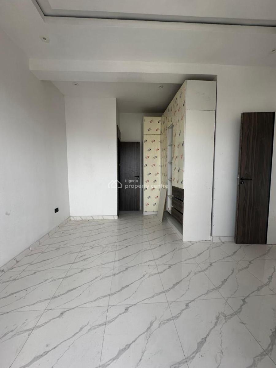 Luxury 3 Bedrooms Apartment, Admiralty, Lekki Phase 1, Lekki, Lagos, Flat / Apartment for Sale