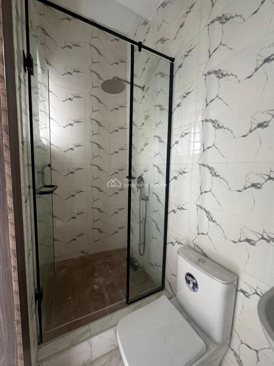 Luxury 3 Bedrooms Apartment, Admiralty, Lekki Phase 1, Lekki, Lagos, Flat / Apartment for Sale