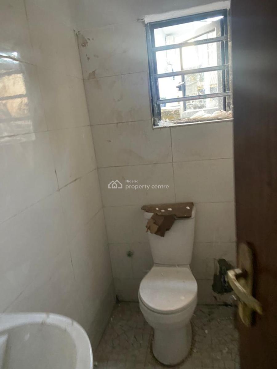 Luxurious Roomself Contain Upstair By The Express, Ibeju Lekki, Lagos, Self Contain (single Rooms) for Rent