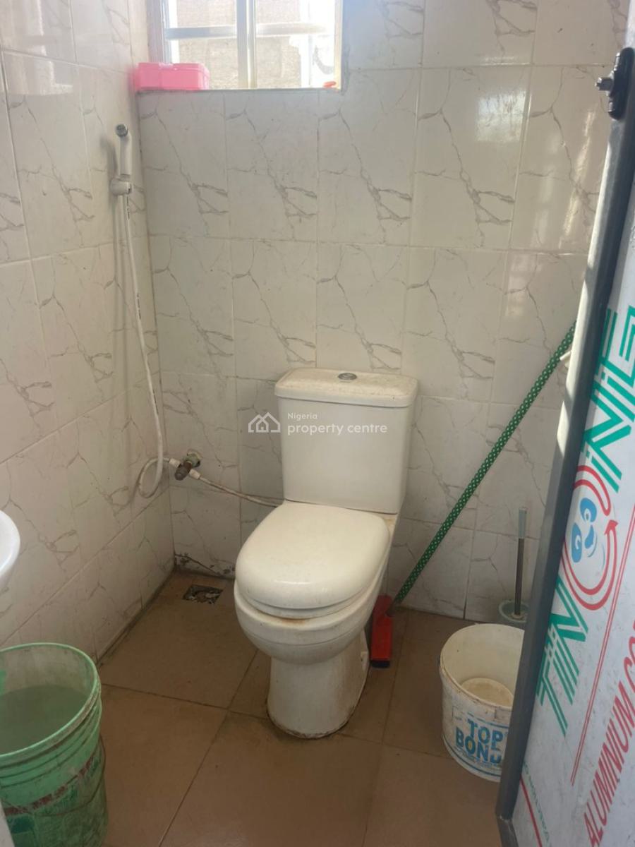 Luxurious Room Self Contain Dowstairs, Igando Road Onosa, Ibeju Lekki, Lagos, Self Contain (single Rooms) for Rent