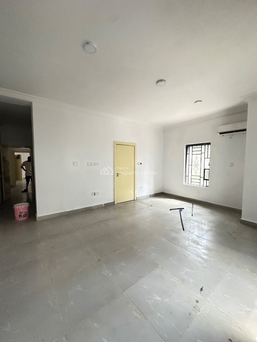 Standard 3 Bedroom Flat, Ikota, Lekki, Lagos, Flat / Apartment for Rent