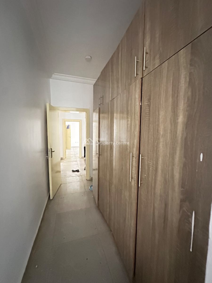 Standard 3 Bedroom Flat, Ikota, Lekki, Lagos, Flat / Apartment for Rent