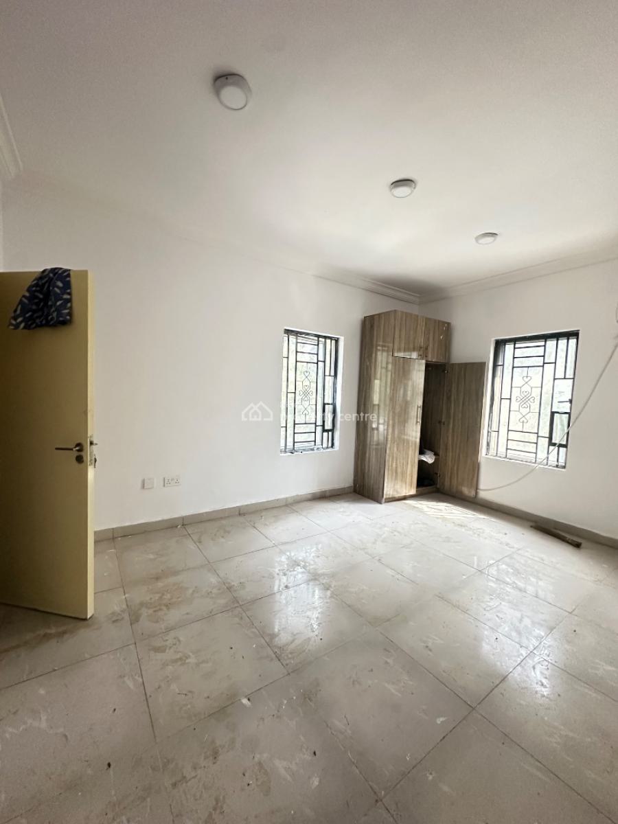 Standard 3 Bedroom Flat, Ikota, Lekki, Lagos, Flat / Apartment for Rent