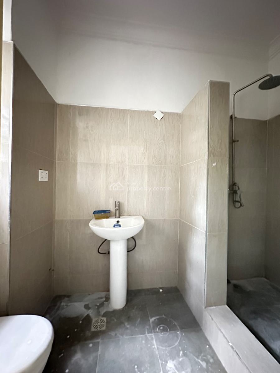 Standard 3 Bedroom Flat, Ikota, Lekki, Lagos, Flat / Apartment for Rent