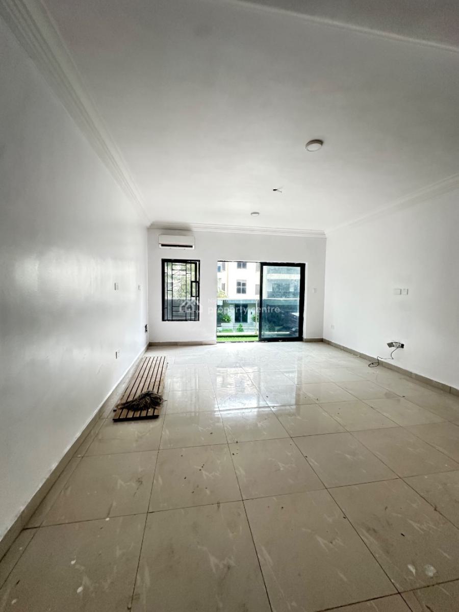 Standard 3 Bedroom Flat, Ikota, Lekki, Lagos, Flat / Apartment for Rent