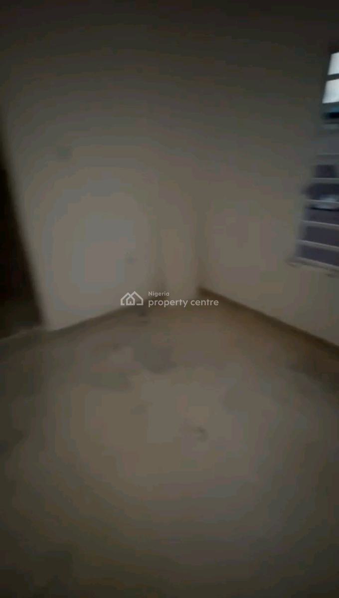Executive 2 Bedroom Duplex with an Open Plan Kitchen, Off Apata Street, Shomolu, Lagos, Detached Duplex for Rent