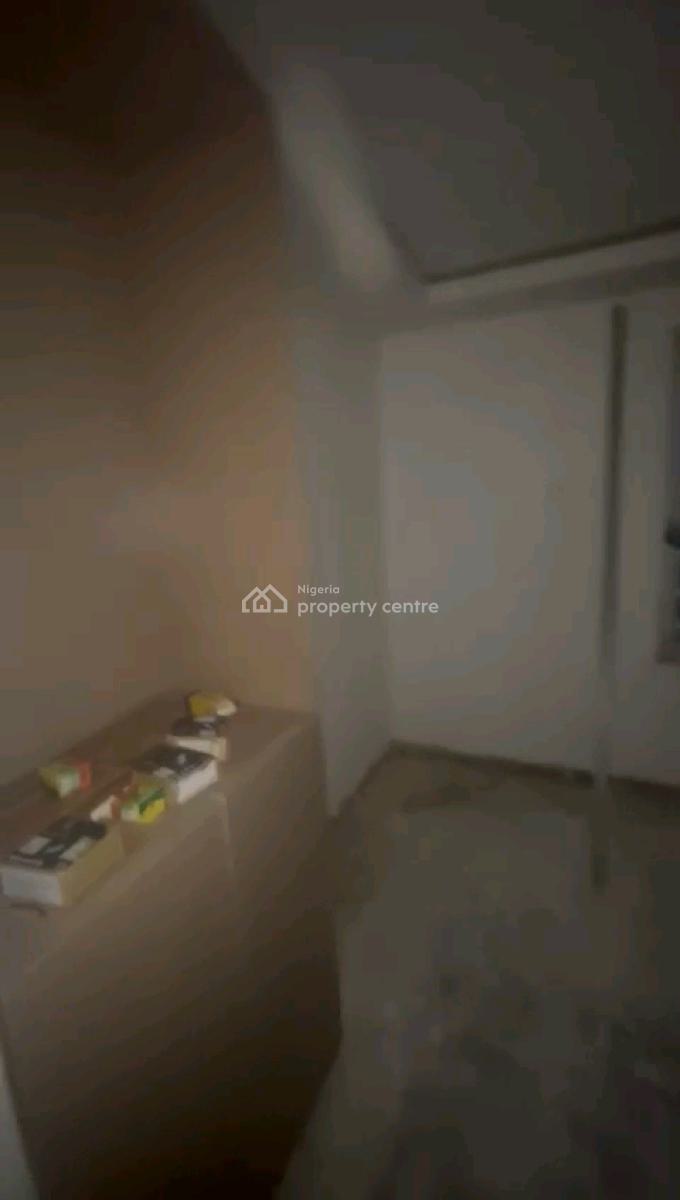 Executive 2 Bedroom Duplex with an Open Plan Kitchen, Off Apata Street, Shomolu, Lagos, Detached Duplex for Rent