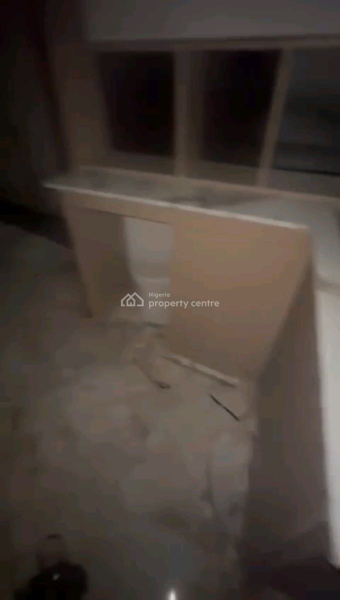 Executive 2 Bedroom Duplex with an Open Plan Kitchen, Off Apata Street, Shomolu, Lagos, Detached Duplex for Rent