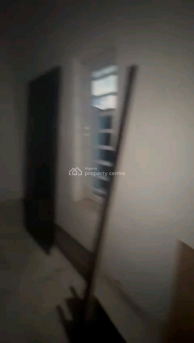 Executive 2 Bedroom Duplex with an Open Plan Kitchen, Off Apata Street, Shomolu, Lagos, Detached Duplex for Rent