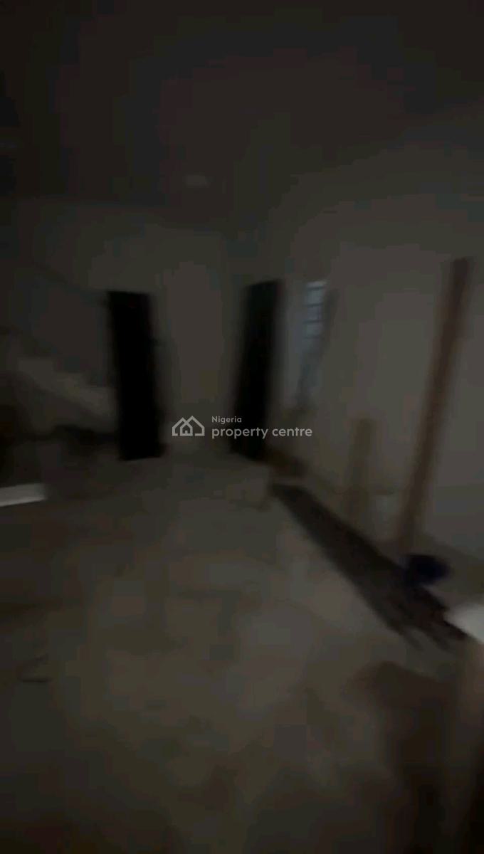 Executive 2 Bedroom Duplex with an Open Plan Kitchen, Off Apata Street, Shomolu, Lagos, Detached Duplex for Rent