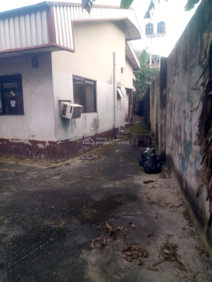 a 4 Bedroom Bungalow with Good Facilities, Rumuodomaya, Port Harcourt, Rivers, Detached Bungalow for Sale